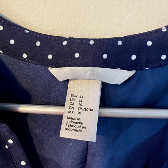 Blue and white polka dot dress - Picture 3 of 3